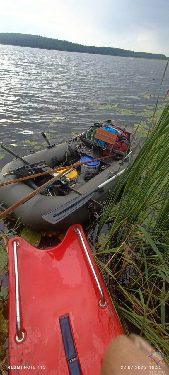 На Чигиринском водохранилище спасли выпавшего из лодки рыбака