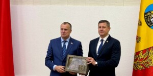 Анатолий Исаченко и Егор Ковальчук обсудили новые направления сотрудничества Могилевской и Брянской областей