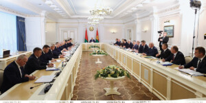 Чувствительные вопросы для людей и бюджета. Лукашенко собрал совещание с руководством Совмина