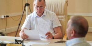 Анатолий Исаченко рассмотрел актуальные вопросы жителей Могилевской области в ходе личного приема