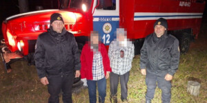 Две поисковые операции за вечер: на Могилевщине спасли троих пенсионеров