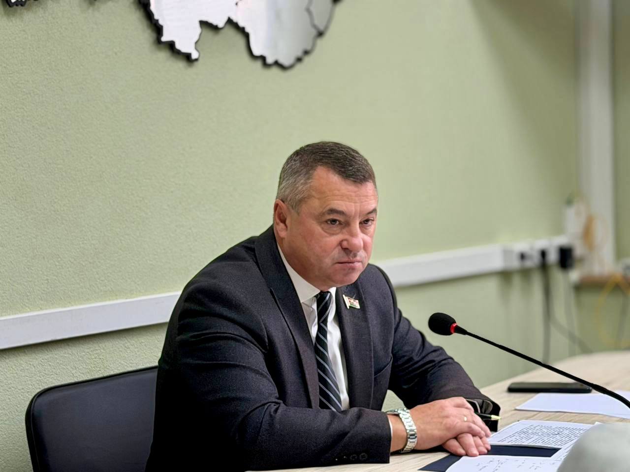 Александр Горошкин провел личный прием граждан: вопросы заявителей взяты на личный контроль