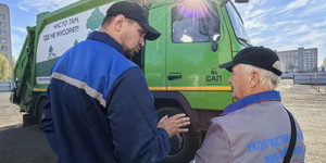 Водители мусоровозов показали свое мастерство на областном конкурсе в Могилеве