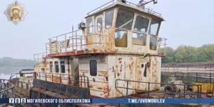 В Могилеве рабочий срезал кабели с четырех теплоходов и сдавал металл